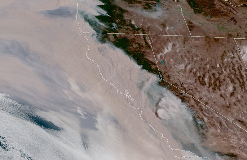 Satellite view of California, September 9, 2020. Source: <a href=https://commons.wikimedia.org/wiki/File:GOES17_geocolor_Western_US_2020-09-09_1100AM.jpg>U.S. National Weather Service/Wikimedia (Public Domain)</a>.