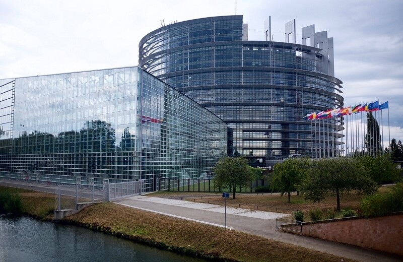 European Parliament, Strasbourg. CREDIT: <a href="https://www.flickr.com/photos/paulrobertlloyd/29652323774/">Paul Lloyd</a> (<a href="https://creativecommons.org/licenses/by-nc-sa/2.0/">CC</a>)