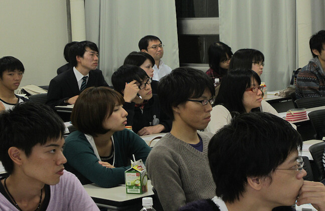 Waseda University students. CREDIT: <a href="https://www.flickr.com/photos/ioelondon/8104365662/sizes/l">UCL institute of Education</a> (<a href="https://creativecommons.org/licenses/by-nc/2.0/">CC</a>)