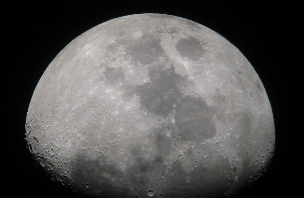 Moon. CREDIT: Greg Hewgill.