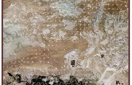 Les sites de forage gazier parsèment le paysage de l'Utah.