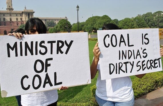 Protesting Coal in India. CREDIT: <a href="https://www.flickr.com/photos/350org/8168974872">350.org</a>