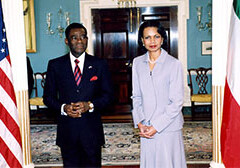 U.S. Secretary of State Rice and President Obiang,<br> Equatorial Guinea CREDIT: <a href="http://commons.wikimedia.org/wiki/Image:Secretary_Rice_and_President_Obiang.jpg" target=_blank>U.S. State Dept</a>