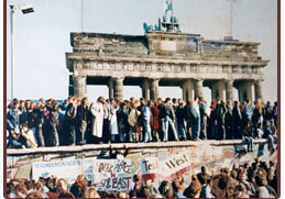 <a href="http://commons.wikimedia.org/wiki/File:Thefalloftheberlinwall1989.JPG" target=_blank>The Fall of the Berlin Wall, 1989</a>.<br> Unknown photographer, public domain.