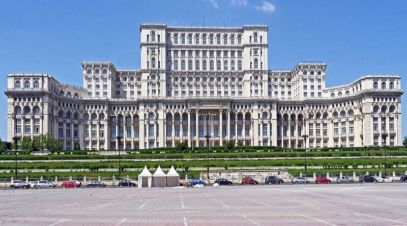 Palace of the Parliament, Bucharest, Romania. CREDIT: <a href="https://pixabay.com/users/hpgruesen-2204343/?utm_source=link-attribution&amp;utm_medium=referral&amp;utm_campaign=image&amp;utm_content=1280226">Erich Westendarp</a> from <a href="https://pixabay.com/?utm_source=link-attribution&amp;utm_medium=referral&amp;utm_campaign=image&amp;utm_content=1280226">Pixabay</a>
