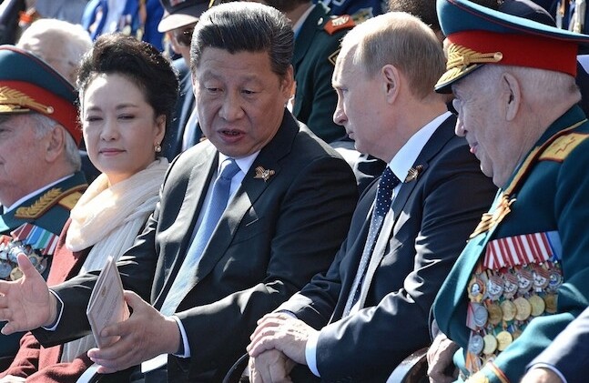Xi and Putin at the Moscow Victory Day Parade, May 2015. CREDIT: <a href="http://bit.ly/2gC1XiE">kremlin.ru</a>