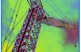 "Crane in colors" by <a href="http://flickr.com/photos/28481088@N00/2557364633/" target="_blank">tanakawho</a> (<a href="http://creativecommons.org/licenses/by/2.0/deed.en" taget="_blank">CC</a>).