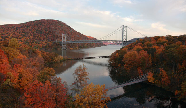 Bear Mountain Bridge on the Hudson River in New York. CREDT: <a href="http://www.shutterstock.com/pic-39726694/stock-photo-bear-mountain-bridge-on-hudson-river-with-autumn-leaves.html">Shutterstock</a>