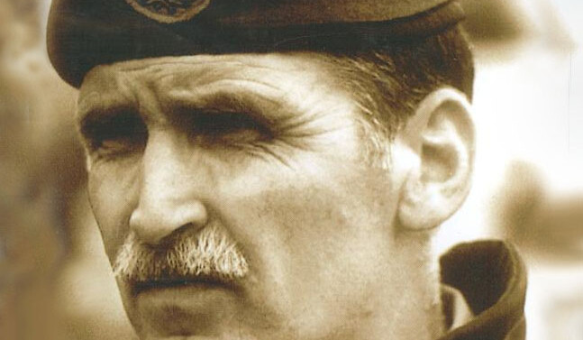 Shake Hands with the Devil: The Failure of Humanity in Rwanda by Dallaire