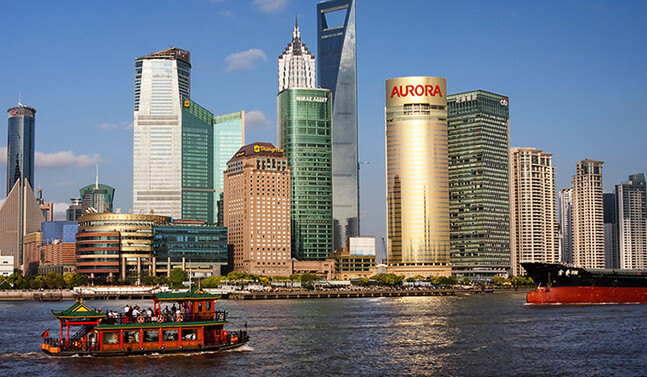 Shanghai Skyline. CREDIT: <a href="https://www.flickr.com/photos/iceninejon/4291895586/">Jonathan</a>  (<a href="https://creativecommons.org/licenses/by-nc-nd/2.0/">CC</a>)